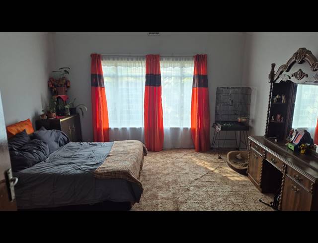 3 BEDROOM HOUSE FOR SALE IN BRENTHURST